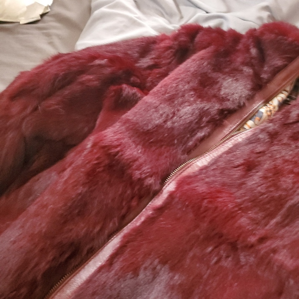 Fur coat - Picture 2 of 3